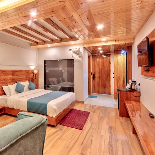 luxury hotels in manali