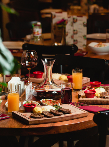 best restaurant resort in manali